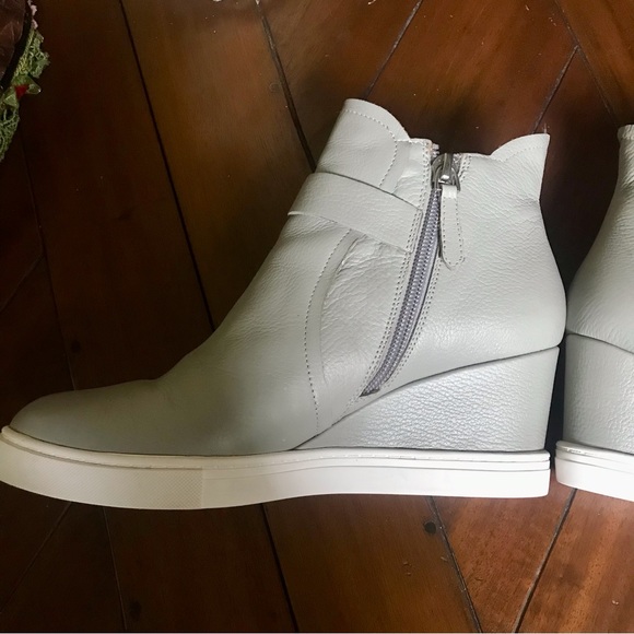 LINEA PAOLO Gray Wedge Sneakers - Picture 9 of 14